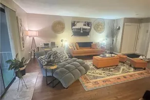 106 Edison Glen Terrace, Edison, NJ 08837 - Photo 3