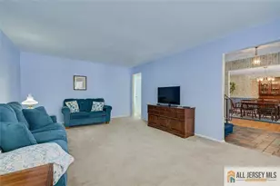 17 Eastern Dr, South Brunswick Township, NJ 08824 - Photo 5