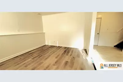 40 Beverly Avenue, Franklin Township, NJ 08873 - Photo 19