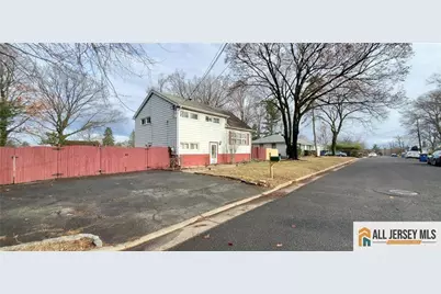 40 Beverly Avenue, Franklin Township, NJ 08873 - Photo 3