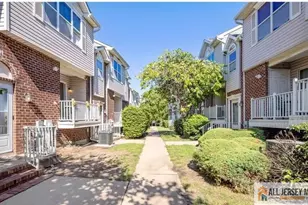 468 Great Beds Ct, Perth Amboy, NJ 08861 - Photo 3