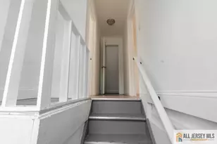 410 Chadwick Ave, Newark, NJ 07112 - Photo 19