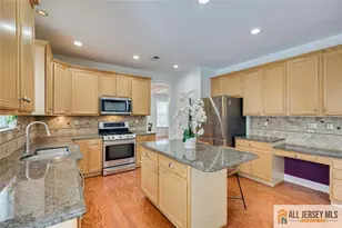 53 Kelly Way, South Brunswick Township, NJ 08852 - Photo 17