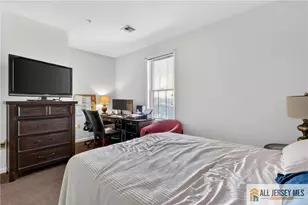 315 Regency Pl, Woodbridge Township, NJ 07095 - Photo 13