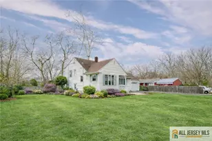 499 Old Stage Rd, Spotswood, NJ 08884 - Photo 1