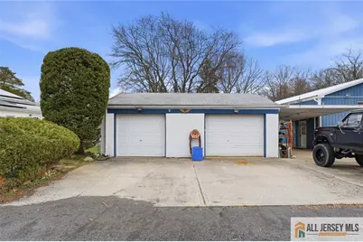 251 Matchaponix Avenue, Monroe Township, NJ 08831 - Photo 41