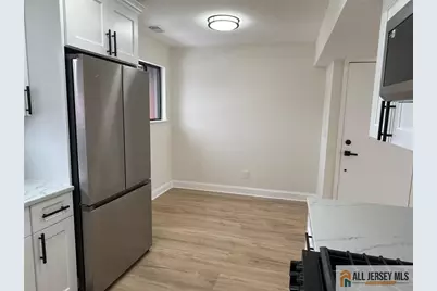 1302 N Oaks Boulevard, North Brunswick Township, NJ 08902 - Photo 9