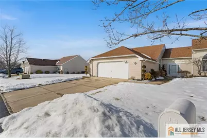 792 Pompton Road #792D, Monroe Township, NJ 08831 - Photo 3