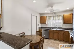792 Pompton Rd, Monroe Township, NJ 08831 - Photo 15