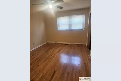 28 Piccadilly Circus #528, Sayreville, NJ 08872 - Photo 9