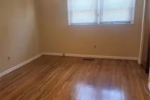 28 Piccadilly Circus, Sayreville, NJ 08872 - Photo 9