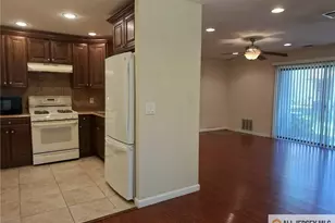1209 Harbor Club Dr, Sayreville, NJ 08859 - Photo 9