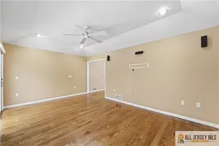 31 Whitehall Rd, Monroe Township, NJ 08831 - Photo 21