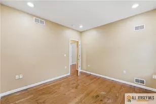 31 Whitehall Rd, Monroe Township, NJ 08831 - Photo 25