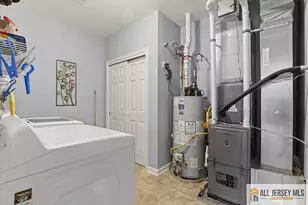 215 Bloomsbury Dr, , NJ 07751 - Photo 27