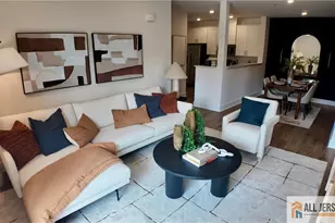 2302 Prince Hall Dr, Pennington, NJ 08534 - Photo 3