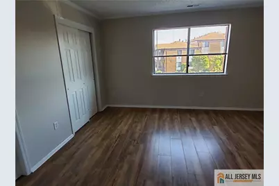 1606 Edison Glen Terrace, Edison, NJ 08837 - Photo 7