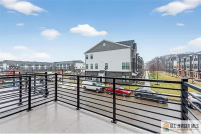 505 Sadie Circle, New Brunswick, NJ 08901 - Photo 9
