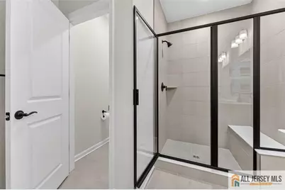 505 Sadie Circle, New Brunswick, NJ 08901 - Photo 17
