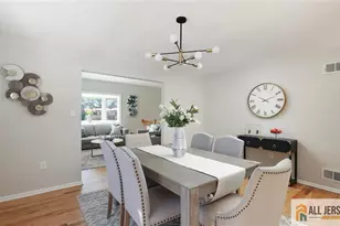 9 Nye Ct, Piscataway Township, NJ 08854 - Photo 5