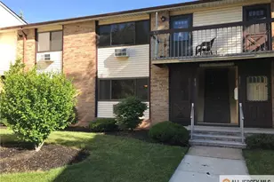 819 Cricket Ln, Woodbridge Township, NJ 07095 - Photo 1