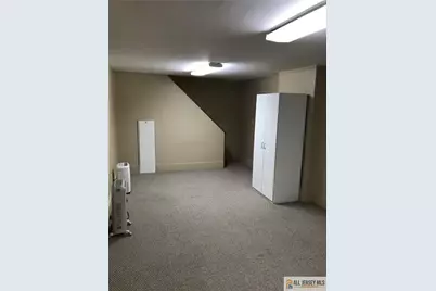 819 Cricket Lane, Woodbridge Township, NJ 07095 - Photo 13