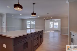 16 Alexander Hamilton Ct, Monroe Township, NJ 08831 - Photo 3