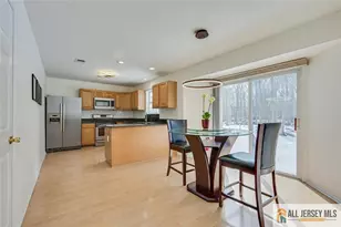 5 Labrador Dr, South Brunswick Township, NJ 08824 - Photo 5