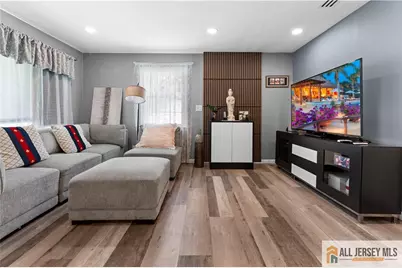 4 Burnham Road, East Brunswick Township, NJ 08816 - Photo 3