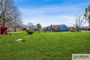 10 Wilkens Dr, Piscataway Township, NJ 08854 - Photo 25