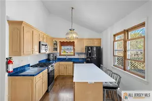 10 Wilkens Dr, Piscataway Township, NJ 08854 - Photo 9