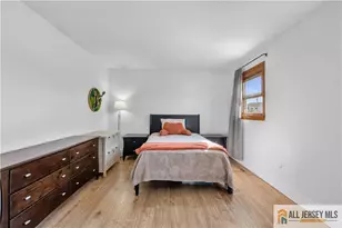 10 Wilkens Dr, Piscataway Township, NJ 08854 - Photo 17