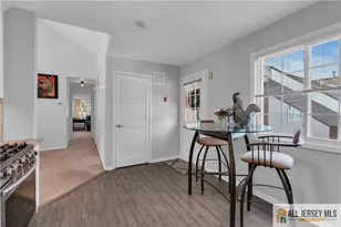 72 Winthrop Rd, Monroe Township, NJ 08831 - Photo 9