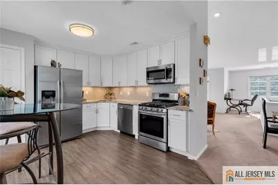 72 Winthrop Road #72I, Monroe Township, NJ 08831 - Photo 7