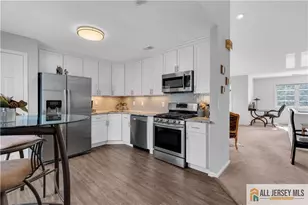 72 Winthrop Rd, Monroe Township, NJ 08831 - Photo 7