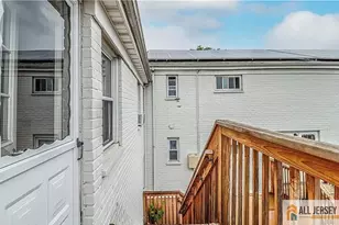 28 Garfield Park, Edison, NJ 08837 - Photo 11