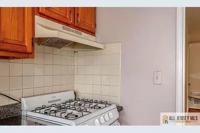 28 B Garfield Park #2802, Edison, NJ 08837 - Photo 5