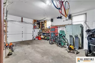 8 Whitehall Ave, Edison, NJ 08820 - Photo 31