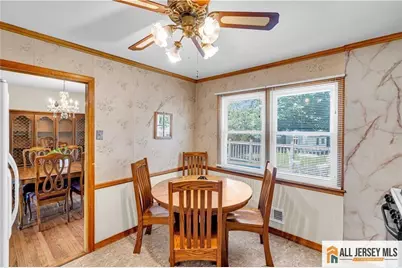 8 Whitehall Avenue, Edison, NJ 08820 - Photo 11