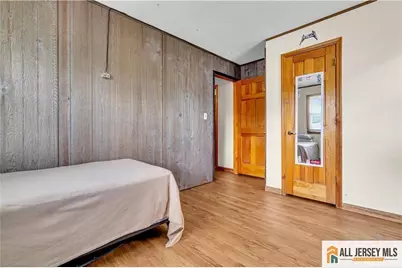 8 Whitehall Avenue, Edison, NJ 08820 - Photo 23