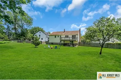 8 Whitehall Avenue, Edison, NJ 08820 - Photo 35