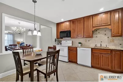 17 George Washington Drive #17B, Monroe Township, NJ 08831 - Photo 13