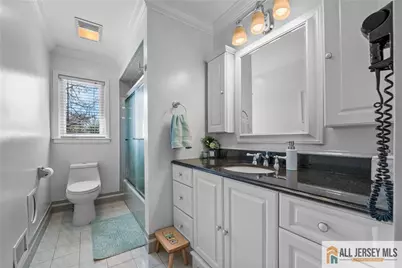 275 Alden Avenue, Edison, NJ 08820 - Photo 13