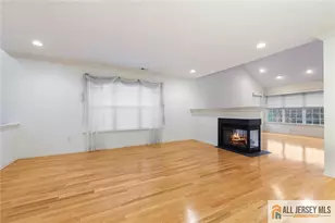 209 Blackberry Way, Monroe Township, NJ 08831 - Photo 9