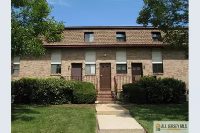 1212 N Oaks Boulevard, North Brunswick Township, NJ 08902 - Photo 1