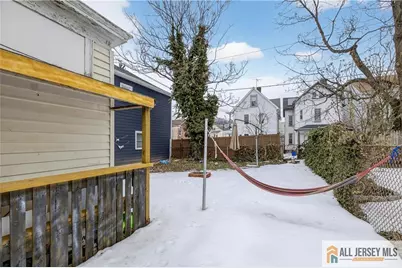 267 Townsend Street, New Brunswick, NJ 08901 - Photo 27