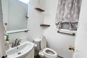 406 Cranbury Rd, East Brunswick Township, NJ 08816 - Photo 11