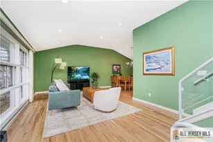 11 Agate Rd, East Brunswick Township, NJ 08816 - Photo 7