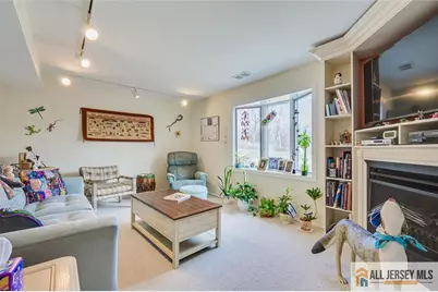 68 Beechwood Avenue, Edison, NJ 08837 - Photo 5