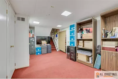 68 Beechwood Avenue, Edison, NJ 08837 - Photo 31